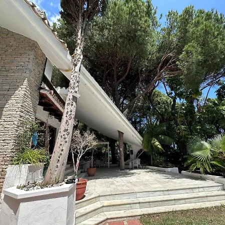 Casa Cabopino Homestay *